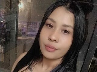 girl fingering bald pussy LuccyGreey