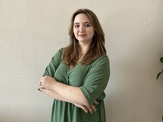 cam show LucilleBride