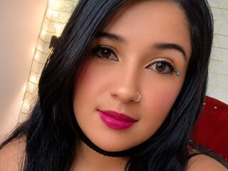 sex webcam chatroom LuxyMia