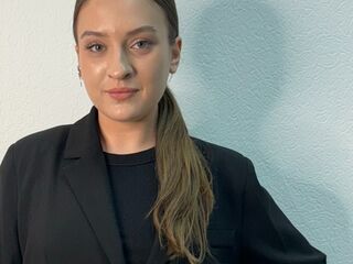 live jasmin sex webcam LyndaEstle