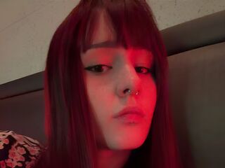 adult chatroom MaeveLith