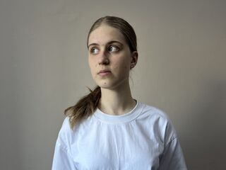 webcamgirl MaganPedaci