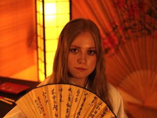 hardcore cam sex MandiKressierer