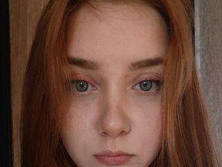 cam girl masturbating with vibrator MandiWaxler