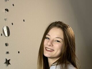 cyber sex chat room MarlaMeachem