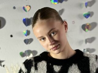 webcamgirl MarthaKraichely