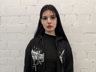 girl webcam MaryettaBurgees