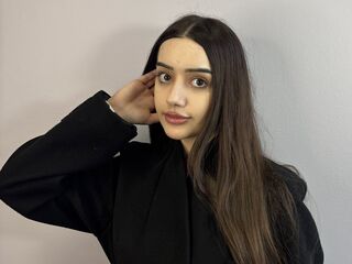 live webcam model MaudZwiefelhofer