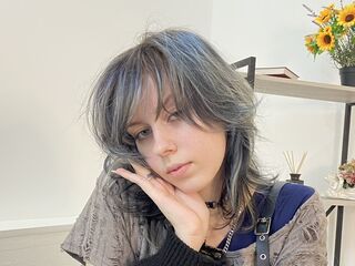 camgirl playing with sex toy MelonyBloom