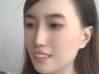 beautiful webcam girl Mengying