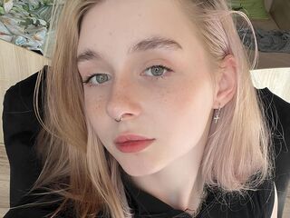 live webcam girl MiaMerek