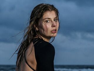 live chat room MilaOlivers