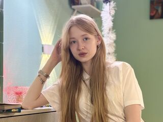 cam girl fingering pussy MinnieTallacksen
