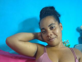 camgirl playing with sex toy MireilleJean