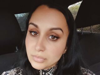 free chatroom MirelleRose