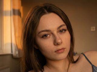 naked cam girl masturbating with sextoy MireyaElowen