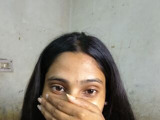 fingering cam girl video MuskaanSingh