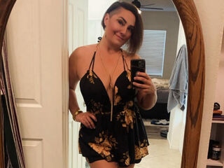 masturbating webcam girl MysticWinters