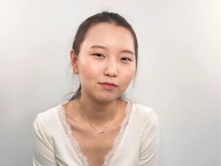 streaming live webcam NellaBiggard