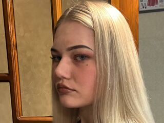 girl topless chat NicolynMoore