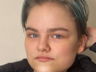 free nude webcam show NilaPerine