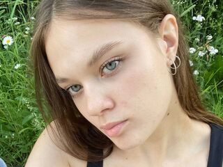 girl showing tits NoeliaMeara