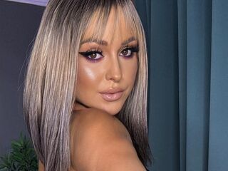 camslut topless PatriciaSpice