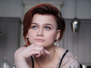 hot cam show PeachAveline