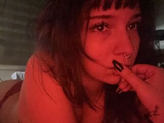 sex webcam PeachyPurr