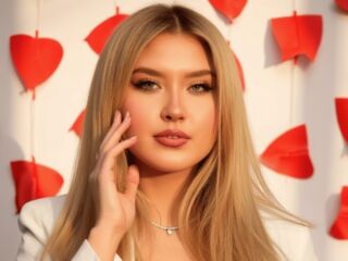 cam slut picture RaisaMihaila