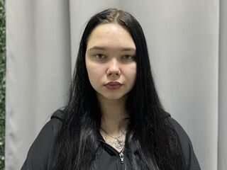 camslut spreading pussy RosaMartines