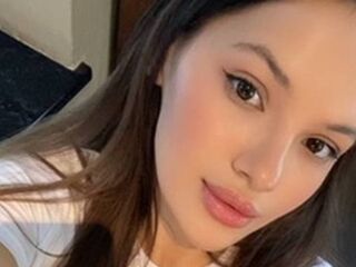 naughty camgirl masturbating with dildo SantinaHeckle