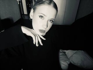 naked girl with webcam SherieMcwayne