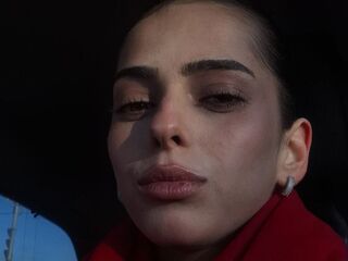 hot cam girl masturbating with vibrator SheritaGittinger