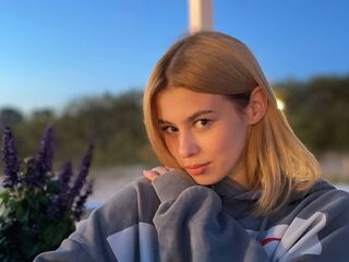 cam girl live webcam video ShyElisaa