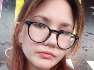 masturbating SilvanaTopps