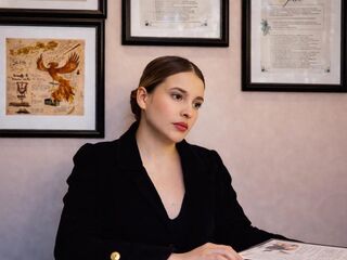 fingering cam girl SofiaBetancurt