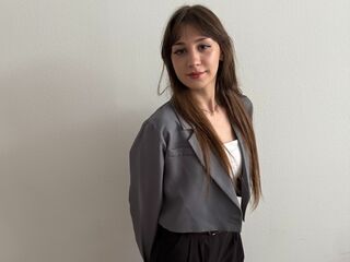 camgirl spreading pussy SolangeLibbey