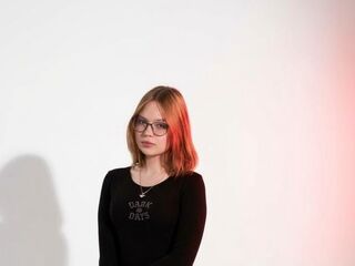 sexy live webcam girl SuzanGoldstein