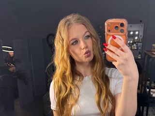 beautiful girl webcam TainaSaffo