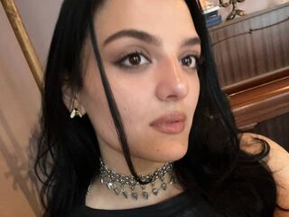 naughty cam girl fingering pussy ToraHunzelman