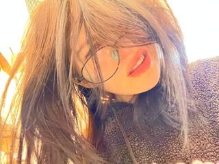 teaser web cam ToriTrevino