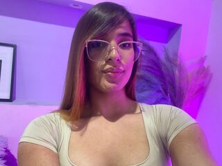 cam girl playing with dildo ValentinSampaio