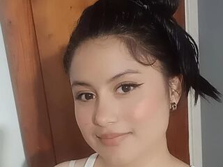 live chatroom ValerieSierra