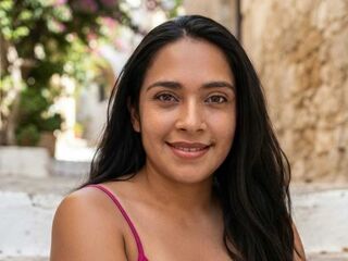 mastubating web cam girl VickyRousse