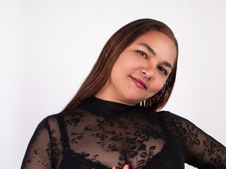 topless cam girl VivianMoreau