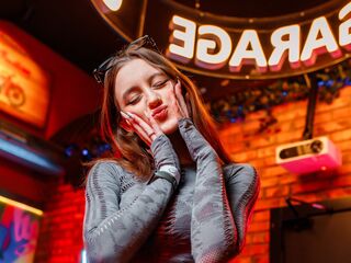 webcamgirl sexchat XeniaUsher