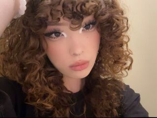 naked cam girl fingering pussy YangConnie