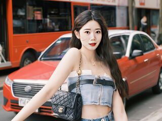 naughty camgirl picture YiyiChen