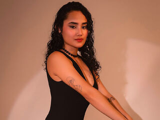 naked webcam girl photo ZelynNoir